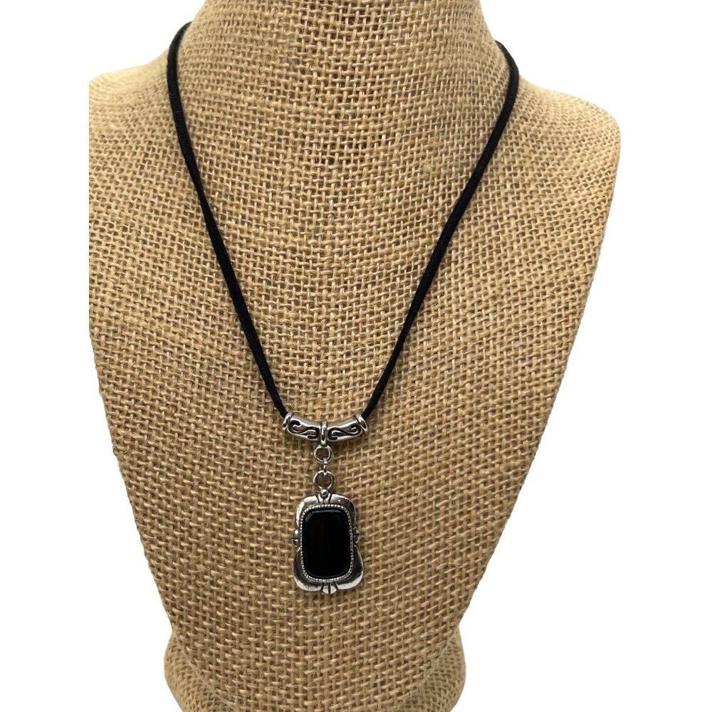 Vintage Style Black Stone Pendant Necklace Silver Tone Accents Adjustable Chain